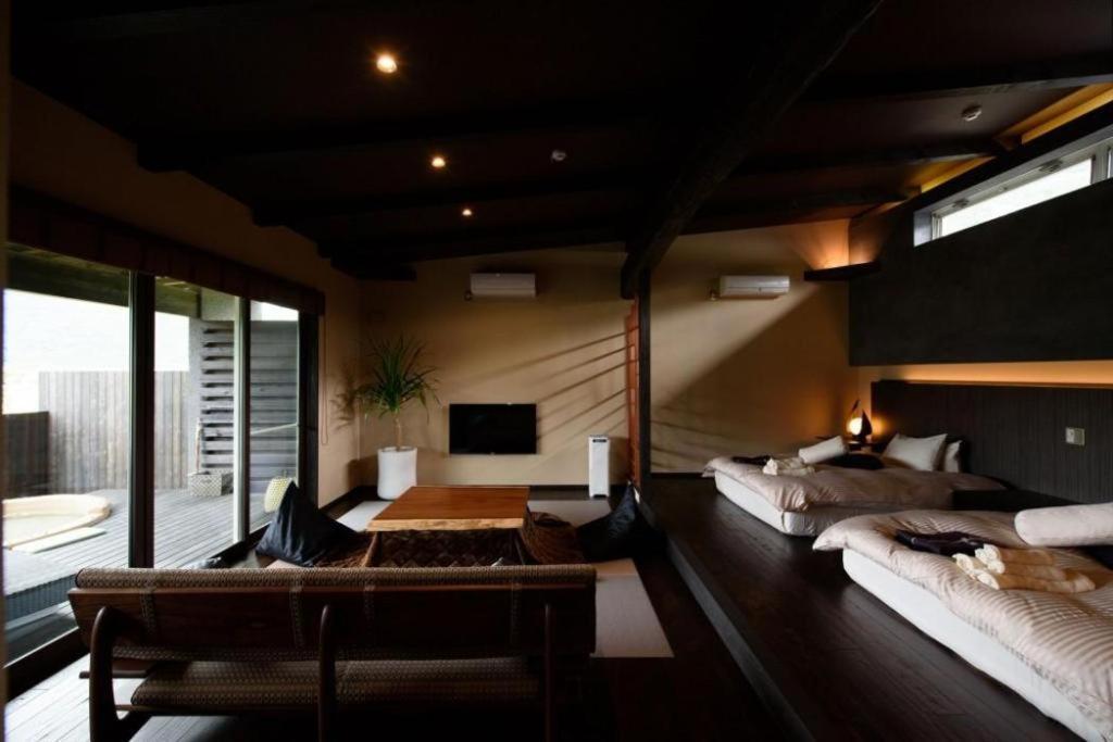 Yufuin Luxury Villa -Zakuro- Экстерьер фото