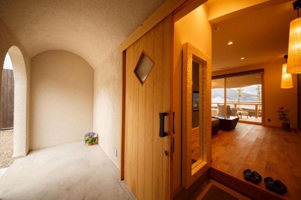 Yufuin Luxury Villa -Zakuro- Экстерьер фото